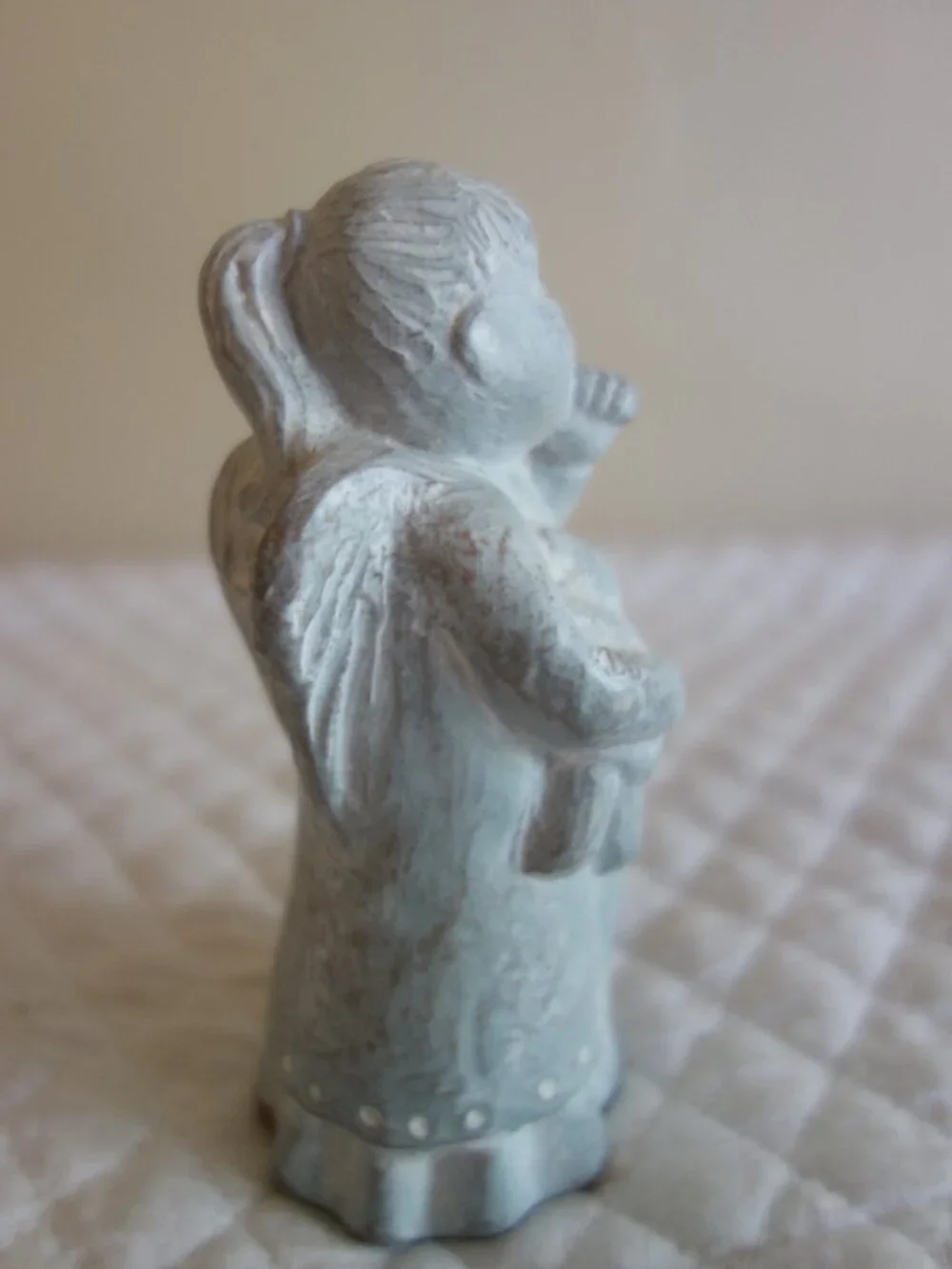 Vntg 1998 ISABEL BLOOM Greenish Hue Concrete Art Figurine Angel Girl w/ Teddy Be